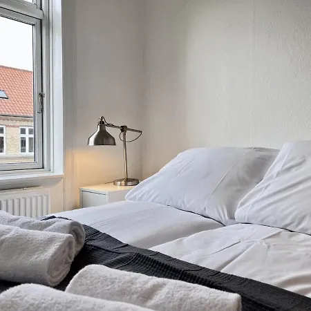 Two Bedroom In Copenhagen, Woltersgade 9, 아파트 코펜하겐