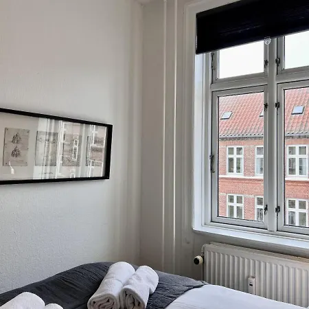 Two Bedroom In Copenhagen, Woltersgade 9, Lejlighed *