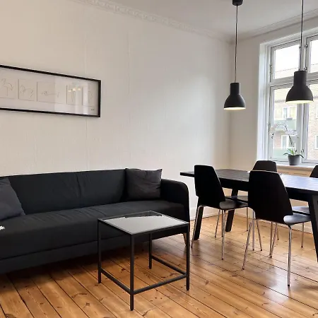 Two Bedroom In Copenhagen, Woltersgade 9, Lejlighed *