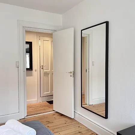 Two Bedroom In Copenhagen, Woltersgade 9, Lejlighed København